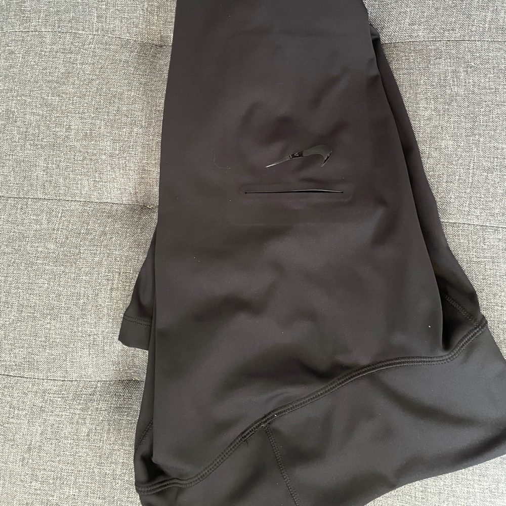 Nike Dri-Fit leggings with pocket